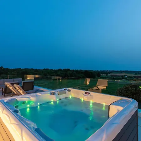 Tatil Evi Amazing In Nova Vas With Sauna Poreč