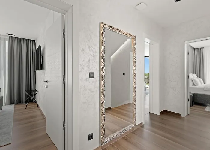 Nyaraló Amazing In Nova Vas With Sauna Poreč