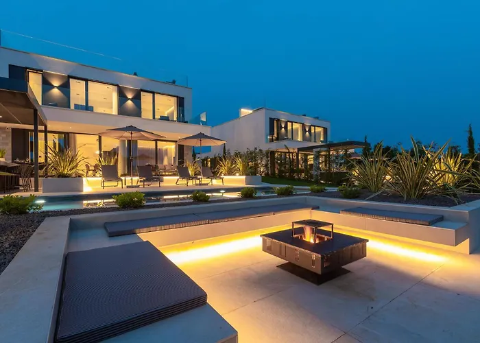 Amazing In Nova Vas With Sauna Nyaraló Poreč