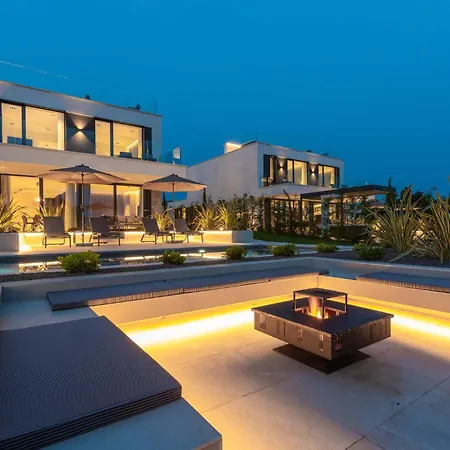 Amazing In Nova Vas With Sauna Vikendica Porec